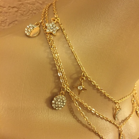 🌙 Boho 3 chain moon star celestial necklace 🌟 - Picture 3 of 8